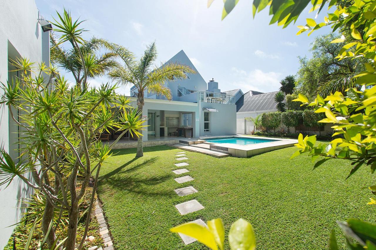 Millard Crescent Guest House Порт Елизабет Екстериор снимка