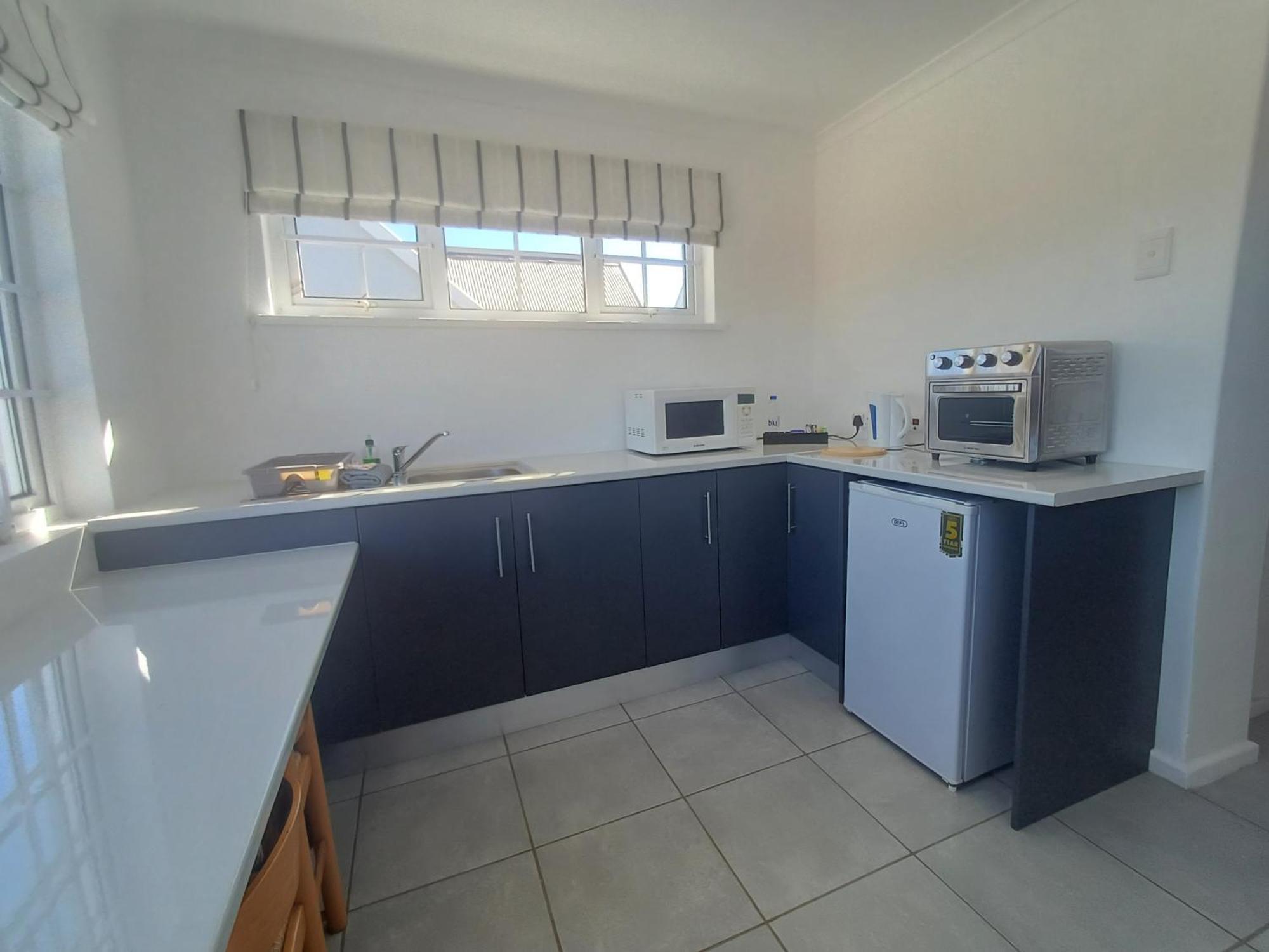 Millard Crescent Guest House Порт Елизабет Екстериор снимка